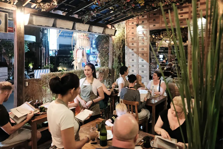 ginger-moon-interior2